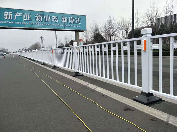 道路护栏定制厂家 AG凯发